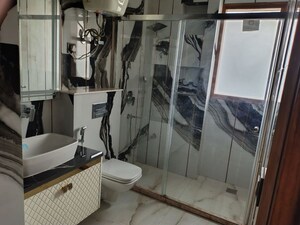 Attached Bathroom in 4 BHK Builder Floor at Sector 25 – for Rent
