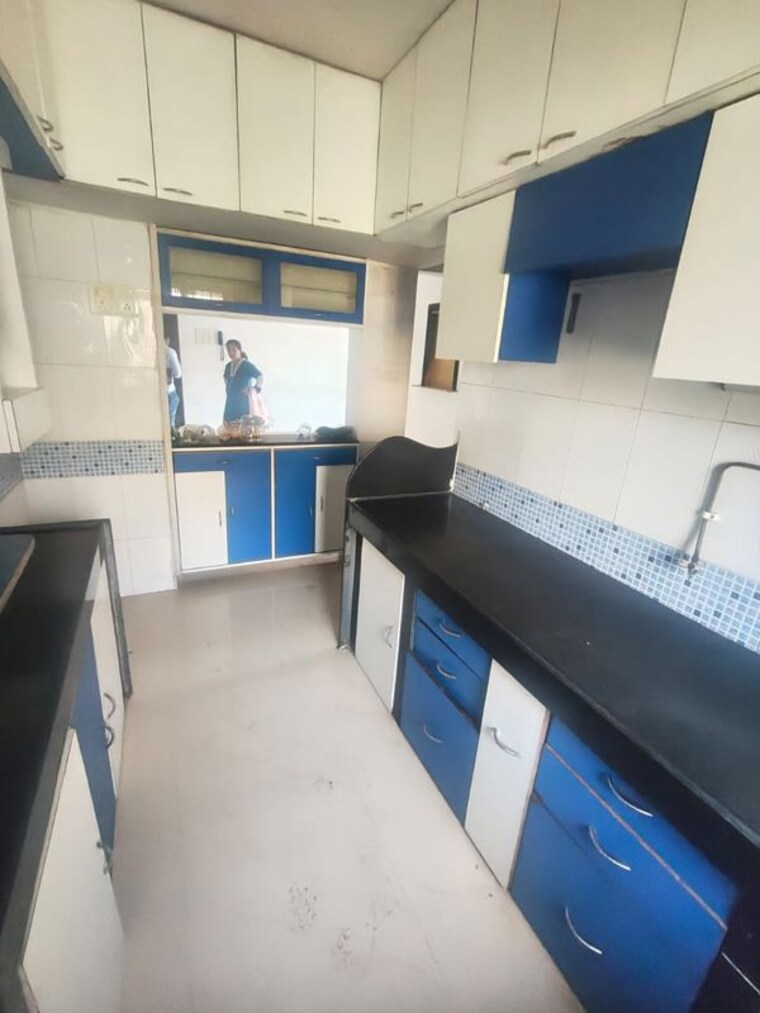 Kitchen, himgiri-lokupvan-phase-ii-chs-ltd 2 Bedroom 700 Sq.Ft. Apartment In Vasant Vihar Thane 10472185