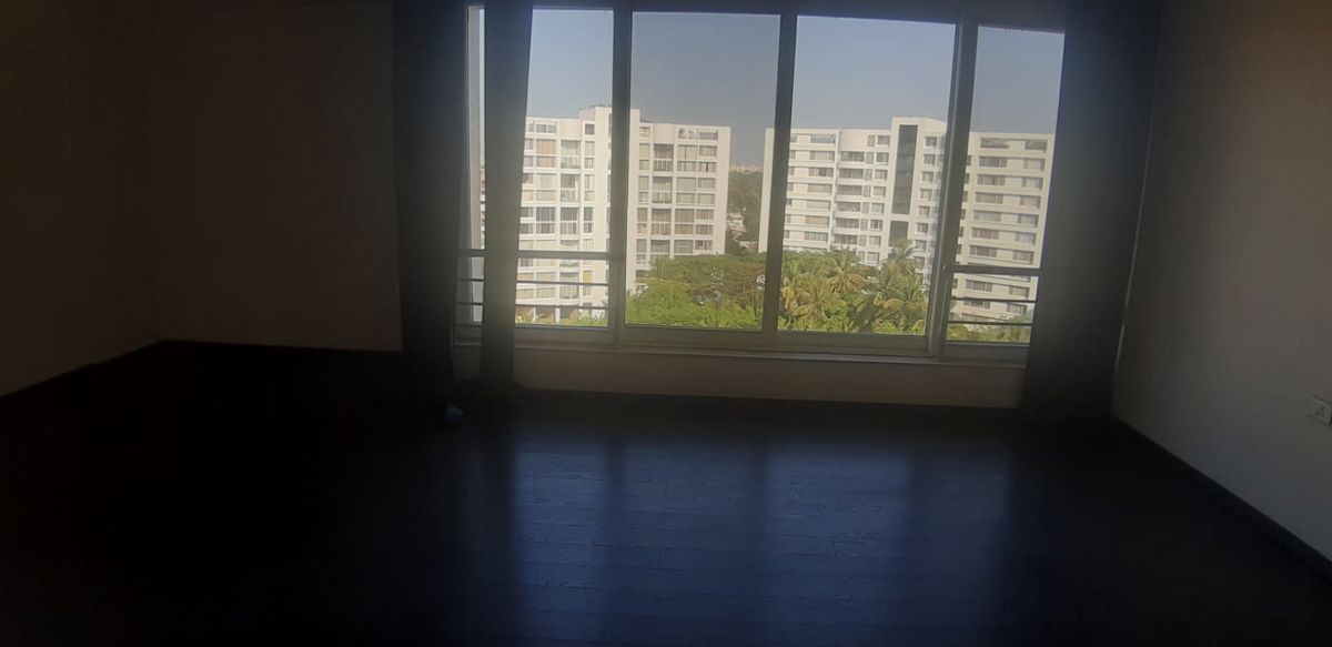 3 BHK + Study Room 2200 Sq.Ft. Apartment in Sovereign Apartments
