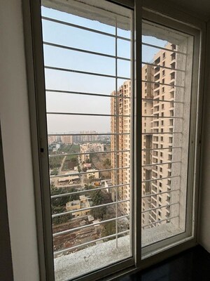 Staircase in 2 BHK Apartment at VJ YashOne Infinitee, Tathawade – for Rent