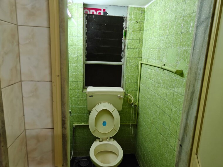 Bathroom, sunder-apartments 2 Bedroom 750 Sq.Ft. Apartment In Chembur Mumbai 10472159