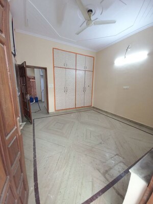 Room in 2 BHK Independent House at Kadipur – for Rent
