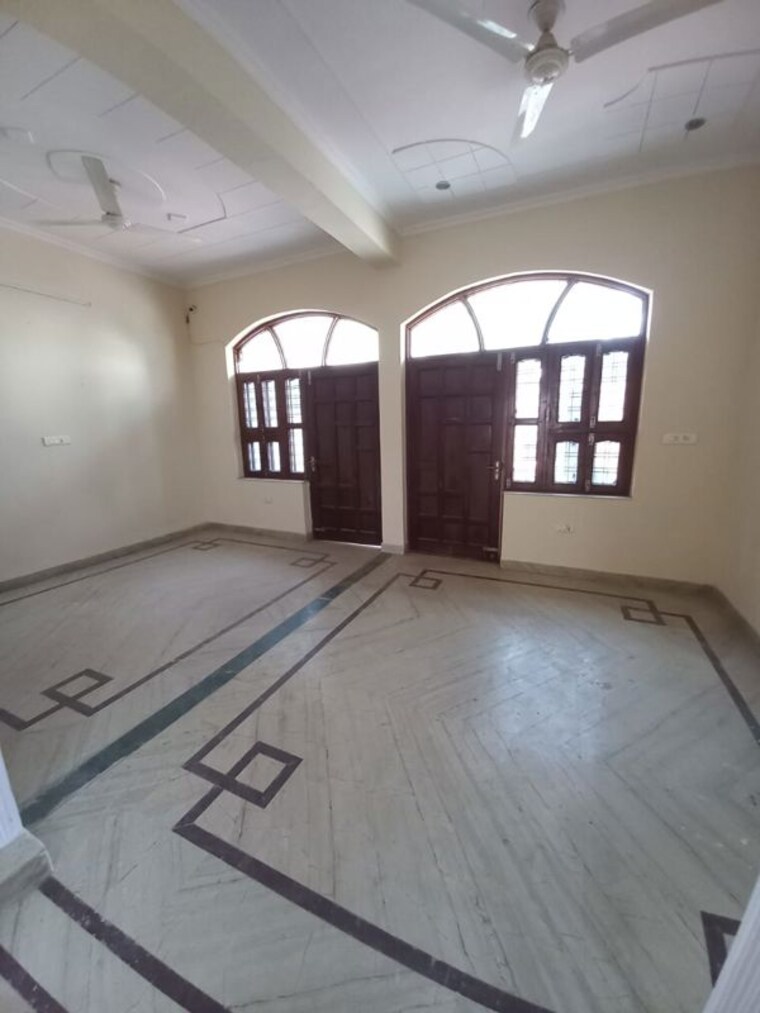 Room, kadipur 2 Bedroom 2500 Sq.Ft. Independent House In Kadipur Gurgaon 10472223