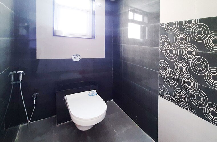 Bathroom, ssd-sai-pearl 2 Bedroom 980 Sq.Ft. Apartment In Pimple Saudagar Pune 10472234