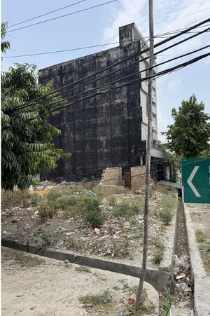  Plot For Sale in Sector 70