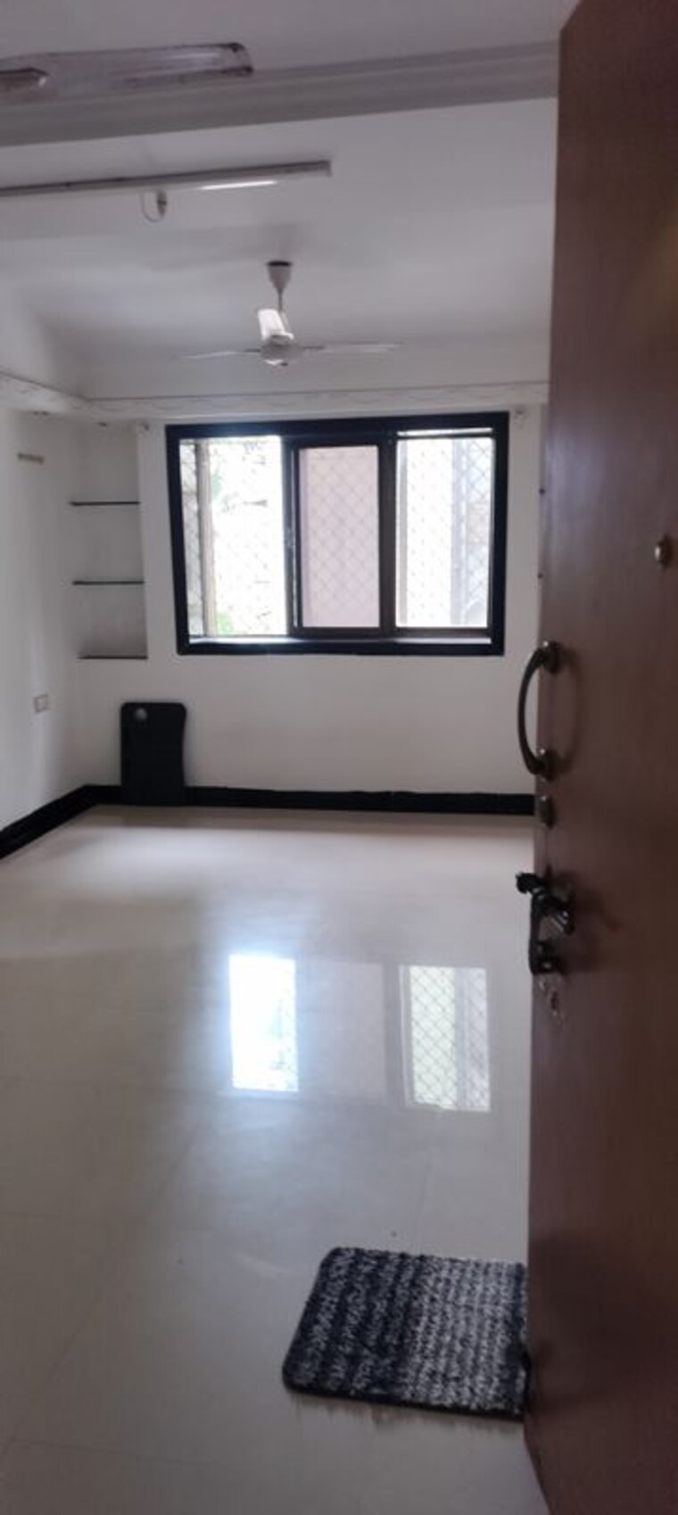 Bathroom, mangal-geeta-apartment 2 Bedroom 700 Sq.Ft. Apartment In Andheri West Mumbai 10472268