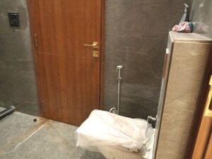 Bedroom in 4 BHK Builder Floor at Sector 85 – for Sale