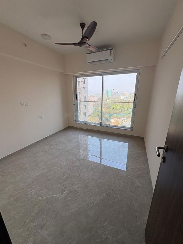 2 BHK 906 Sq.Ft. Apartment in L&T Emerald Isle