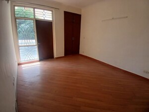 Room in 3 BHK Apartment at Arcade 48, Sector 48 – for Rent