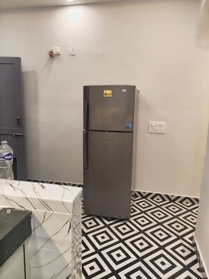 Furnished Amenities in 2 BHK Builder Floor at Malviya Nagar – for Rent