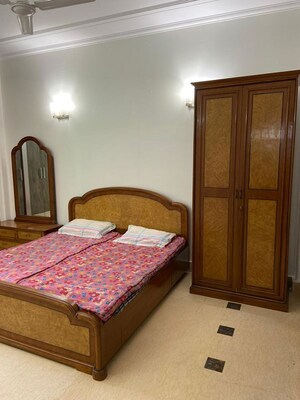 Bedroom in 5 BHK Apartment at Vasant Vihar – for Rent