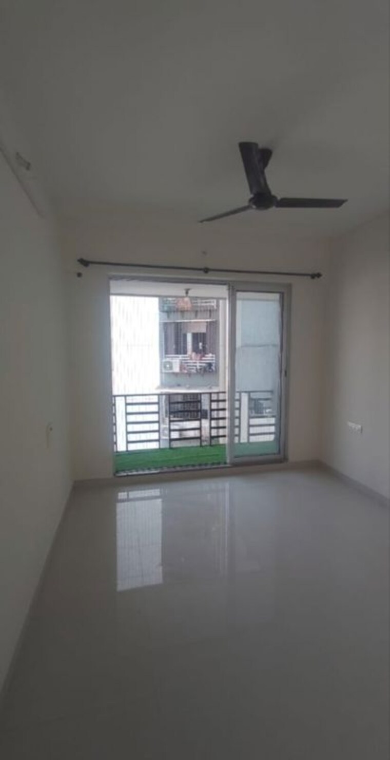 Room, solitaire-heights 1 Bedroom 400 Sq.Ft. Apartment In Malad West Mumbai 10472342
