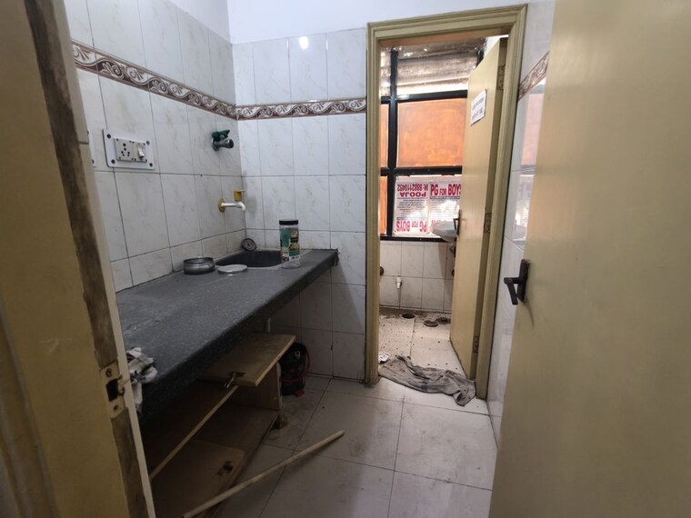 Kitchen, netaji subhash place Commercial Office Space 625 Sq.Ft. In Netaji Subhash Place Delhi 10472341