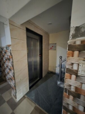 Living Room in 3 BHK Builder Floor at Sector 55 – for Rent