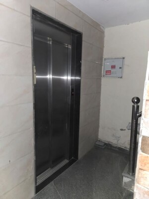 Bathroom in 3 BHK Builder Floor at Sector 55 – for Rent