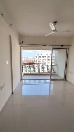 2.5 BHK Apartment For Rent in Godrej Central