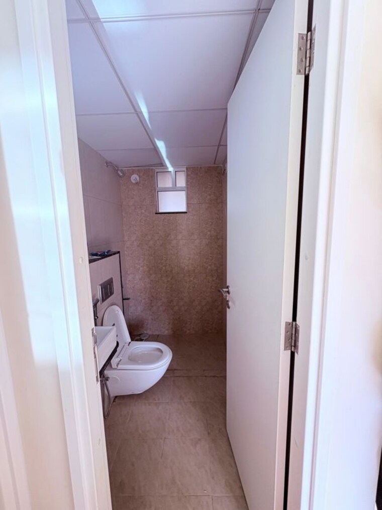 Bathroom, godrej-green-vistas 2 Bedroom 650 Sq.Ft. Apartment In Mahalunge Pune 10472367