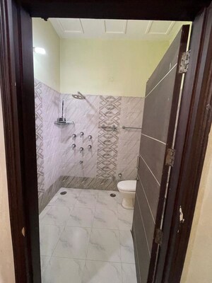 Bathroom in 1 RK Builder Floor at Miller Ganj – for Rent
