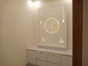 Furnished Amenities in 4 BHK Builder Floor at Sector 85 – for Sale