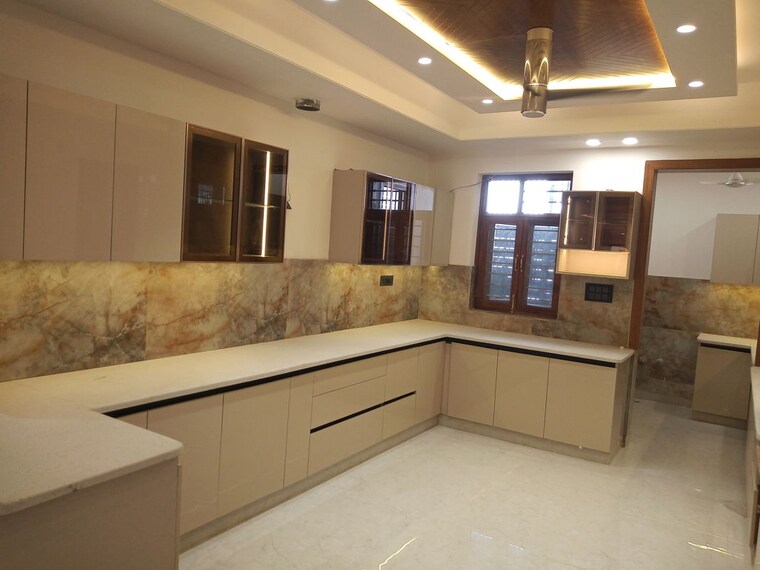 Kitchen, sector 85 4 Bedroom 350 Sq.Yd. Builder Floor In Sector 85 Faridabad 10472428