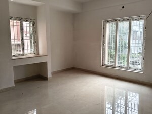 Room in 4 BHK Builder Floor at Jodhpur Park – for Sale