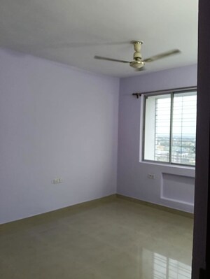 Room in 3 BHK Apartment at Ideal Regency, Thakurpukur – for Rent