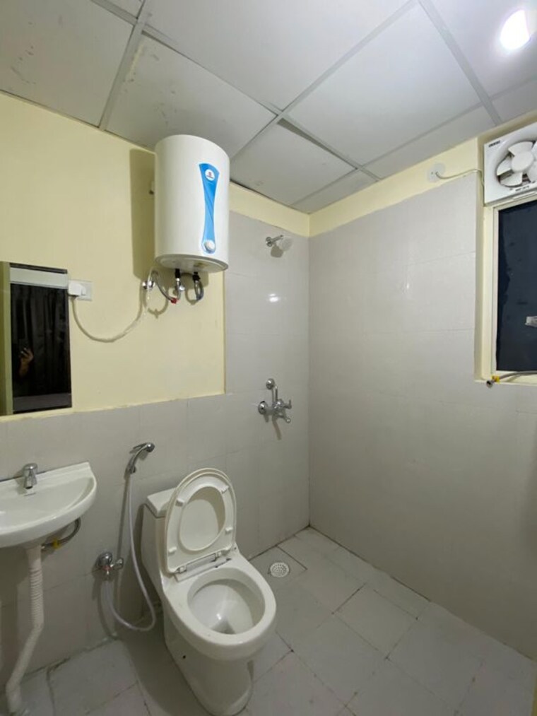 Bathroom, pyramid-square-67a 2 Bedroom 710 Sq.Ft. Apartment In Sector 67 Gurgaon 10471631