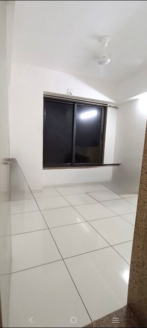 Room in 2 BHK Apartment at Kavisha Amara, Shela – for Rent