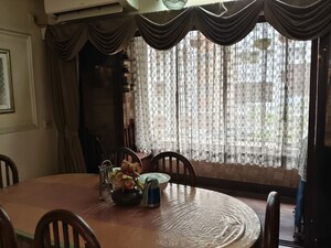 Living Room in 6 BHK Builder Floor at Palm Avenue, Ballygunge – for Sale