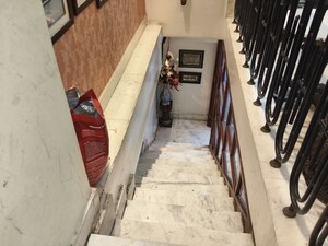 Balcony in 6 BHK Builder Floor at Palm Avenue, Ballygunge – for Sale