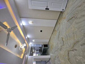 Furnished Amenities in 2 BHK Builder Floor at Green Fields Colony – for Sale
