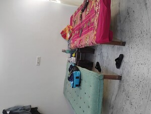Furnished Amenities in  Pg at Vineet Khand – for Rent