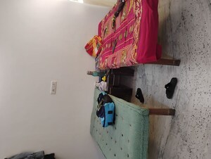  Pg For Rent in Vineet Khand