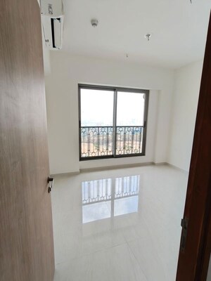 Room in 4 BHK Apartment at Lodha Bellagio, Powai – for Rent