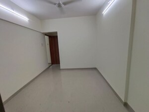 Bedroom in 3 BHK Apartment at Chembur – for Rent