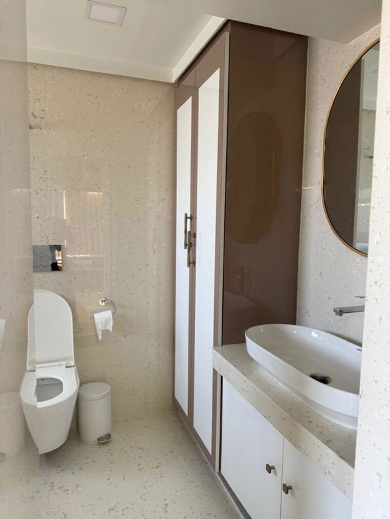 Bathroom, sea-lord 2 Bedroom 1100 Sq.Ft. Apartment In Cuffe Parade Mumbai 10407736