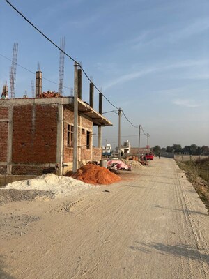  Plot For Sale in Sector 1 Wave City