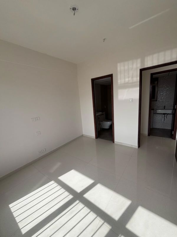 2 BHK 1000 Sq.Ft. Apartment in Kalpataru Vivant