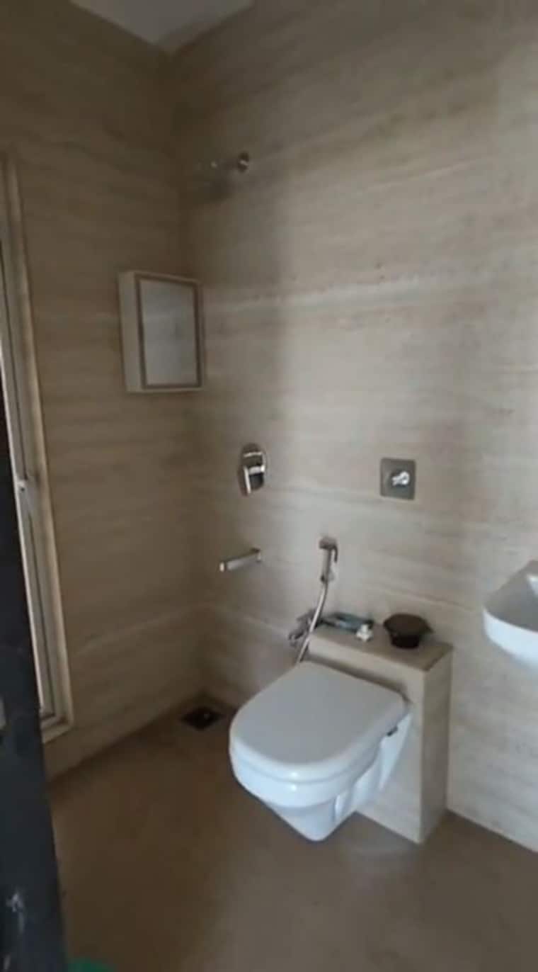 Bathroom, heritage-solitaire 2 Bedroom 700 Sq.Ft. Apartment In Chembur Mumbai 10472588
