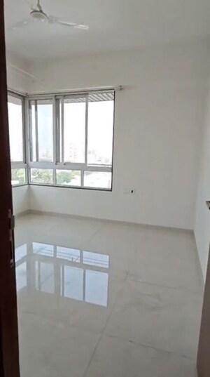 Bedroom in 2 BHK Apartment at Heritage Solitaire, Chembur – for Rent