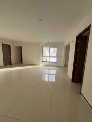 Room in 4 BHK Apartment at SNN Raj Serenity Phase II, Begur Road – for Sale