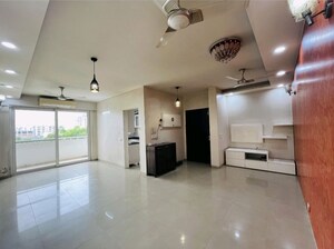 Room in 3 BHK Apartment at CHD Avenue 71, Sector 71 – for Rent