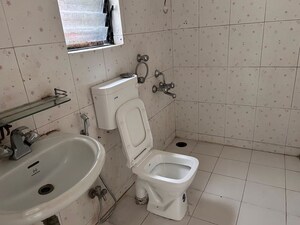 Bathroom in 2 BHK Apartment at Sakore Nagar – for Rent