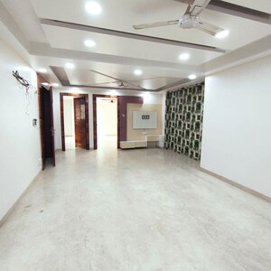 5 BHK Builder Floor For Rent in Model Town Phase 1