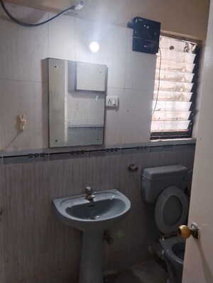 Bathroom in 3 BHK Apartment at Koregaon Park Annexe – for Rent
