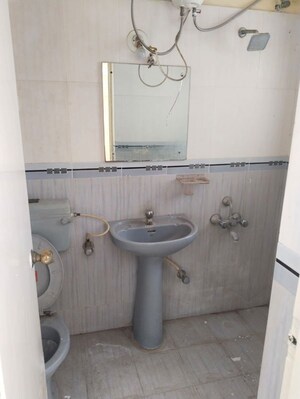 Bathroom in 3 BHK Apartment at Koregaon Park Annexe – for Rent