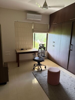 Team Area in 3 BHK Apartment at Marvel Apartment, Kalyani Nagar – for Sale