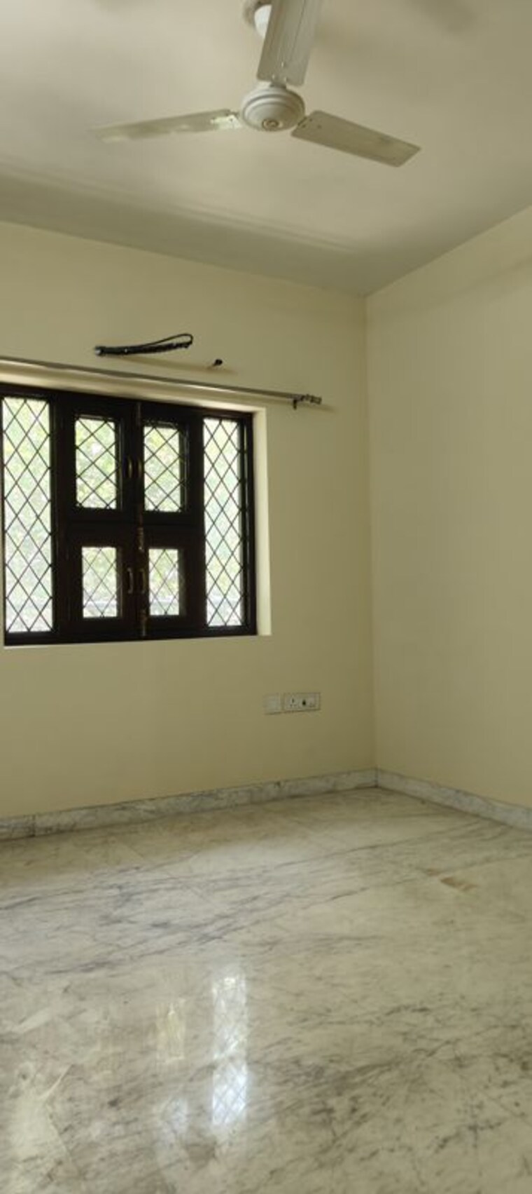 Room, vasant kunj 4 Bedroom 2500 Sq.Ft. Apartment In Vasant Kunj Delhi 10472736