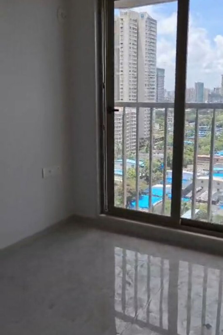 Room, crystal-hitendra-dhamm-shabha-chs 2 Bedroom 650 Sq.Ft. Apartment In Goregaon West Mumbai 10472758