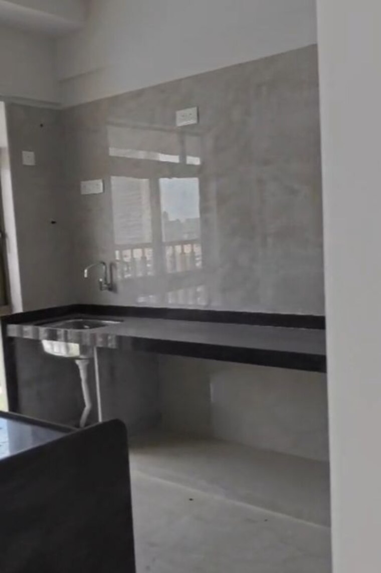 Kitchen, crystal-hitendra-dhamm-shabha-chs 2 Bedroom 650 Sq.Ft. Apartment In Goregaon West Mumbai 10472758